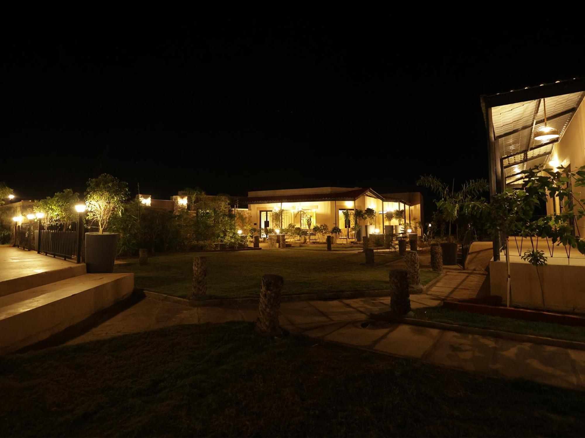 Meladin Sariska Villa Tehla ภายนอก รูปภาพ