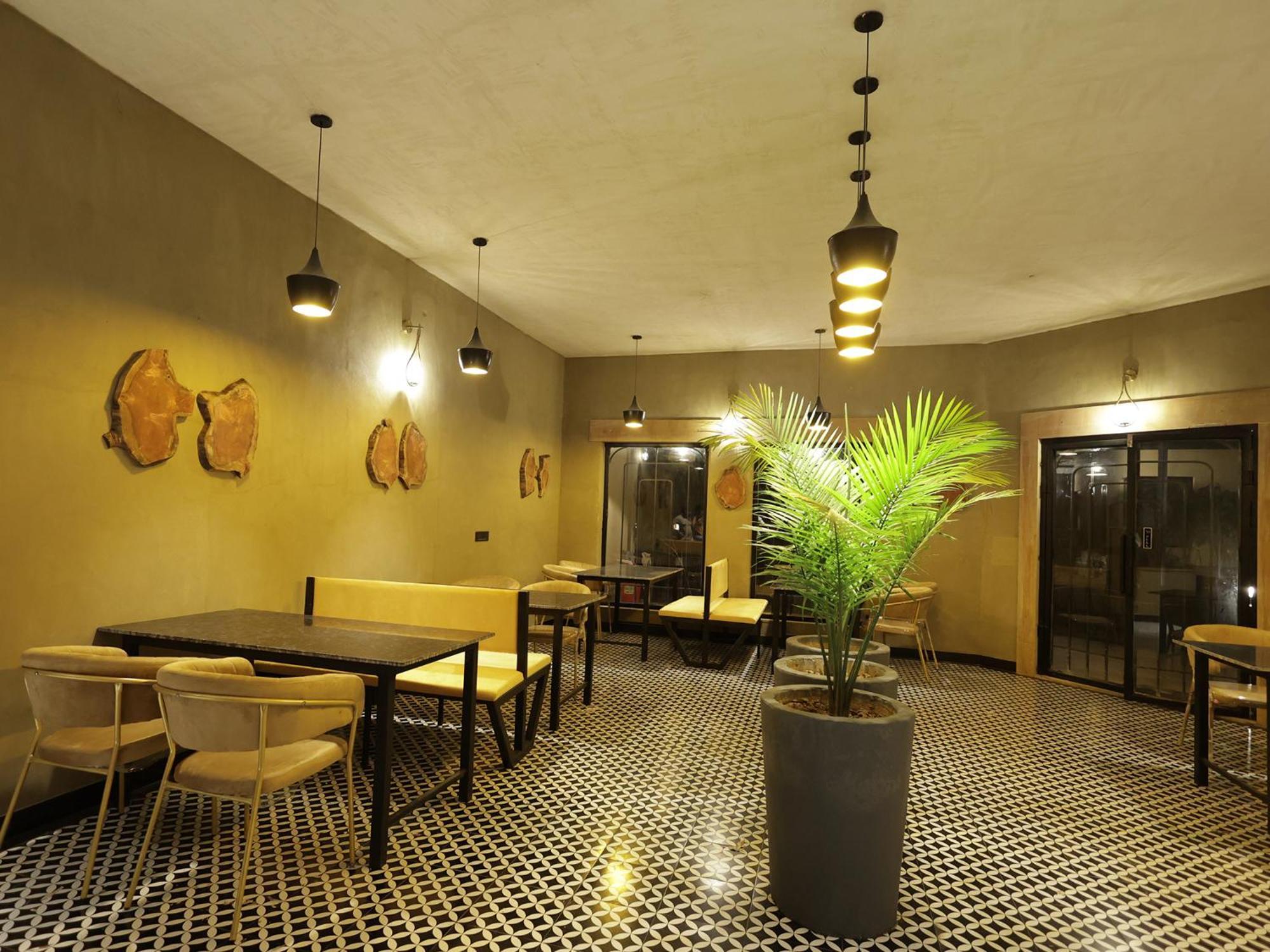 Meladin Sariska Villa Tehla ภายนอก รูปภาพ