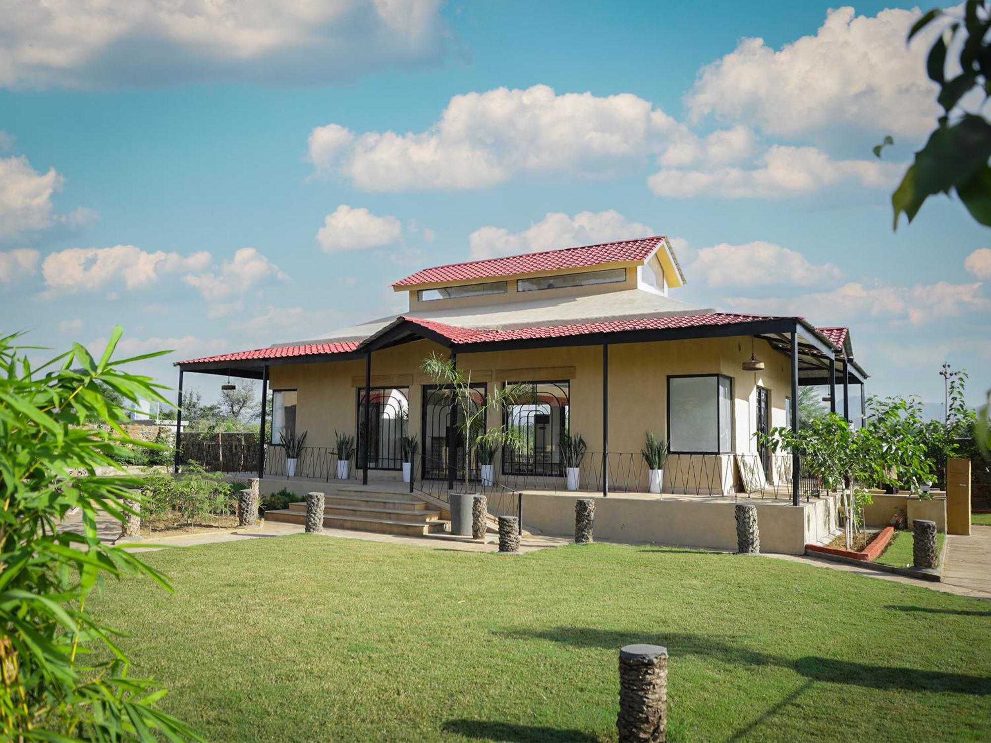 Meladin Sariska Villa Tehla ภายนอก รูปภาพ