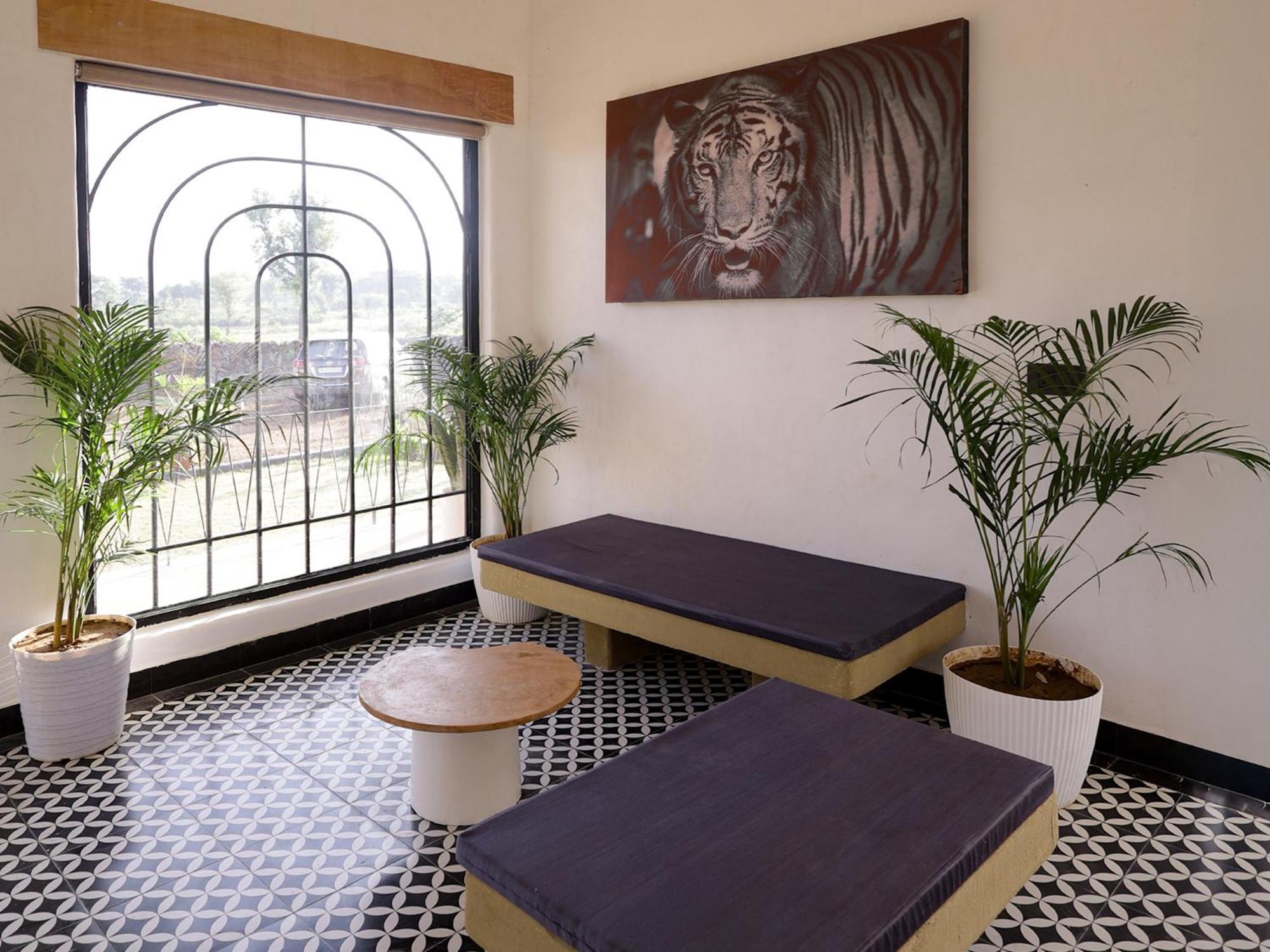 Meladin Sariska Villa Tehla ภายนอก รูปภาพ